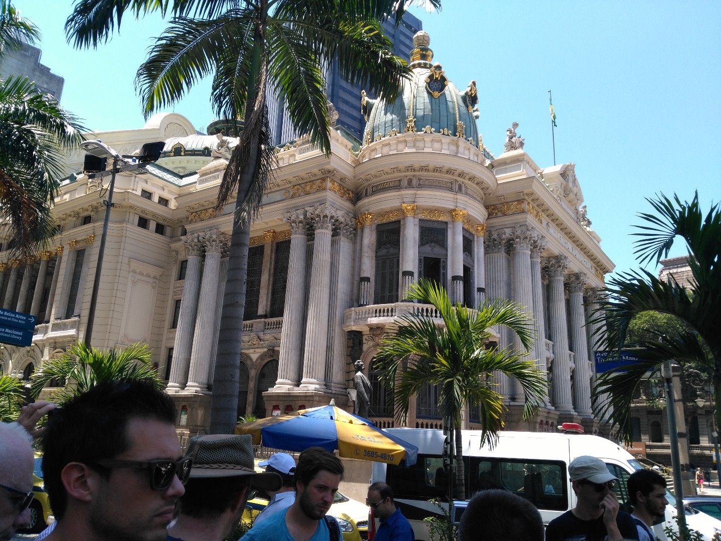 2016-11_LSV-Fussball-01-160-Rio-Stadttour_Mittagspause