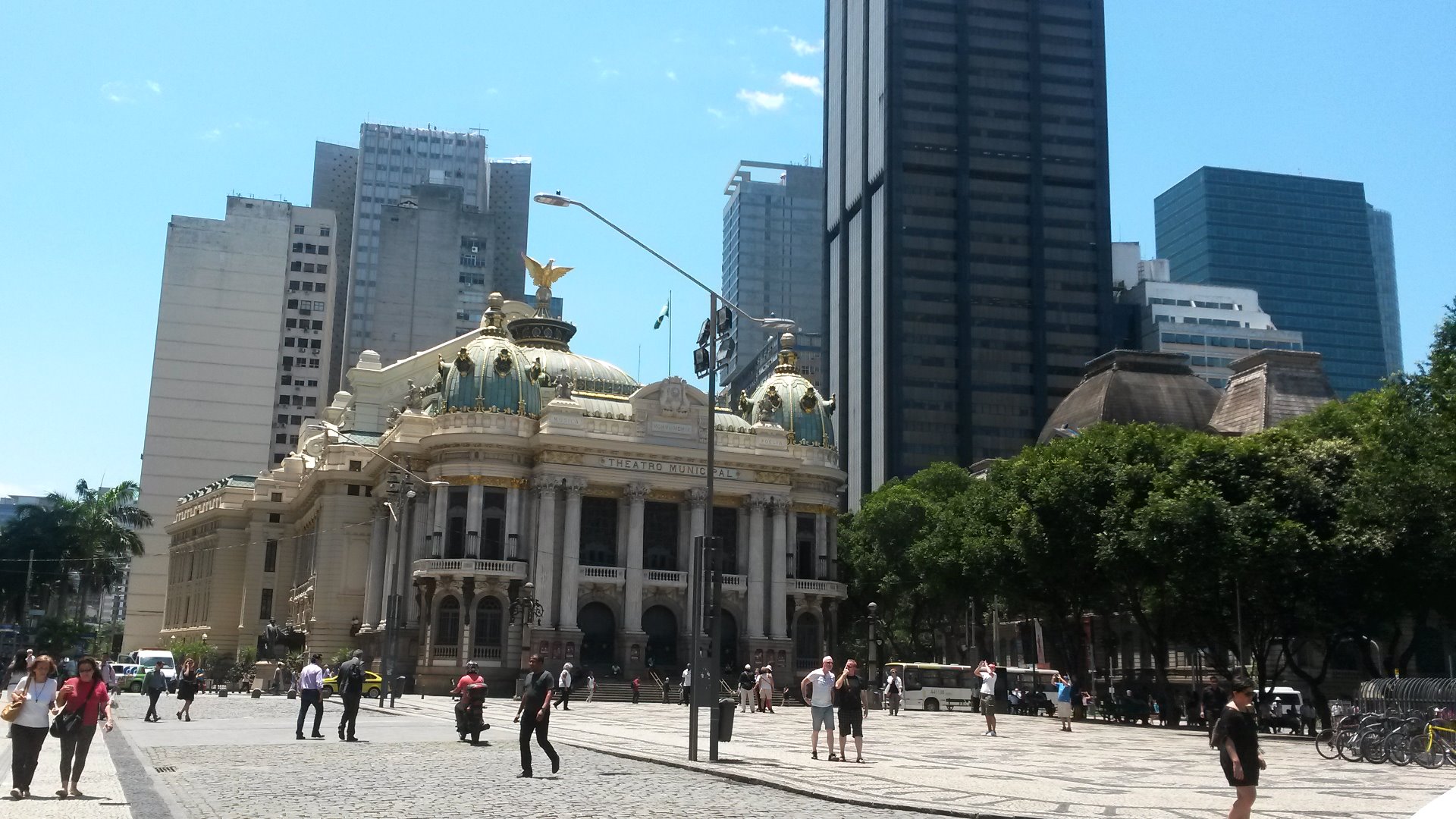 2016-11_LSV-Fussball-01-162-Rio-Stadttour_Mittagspause