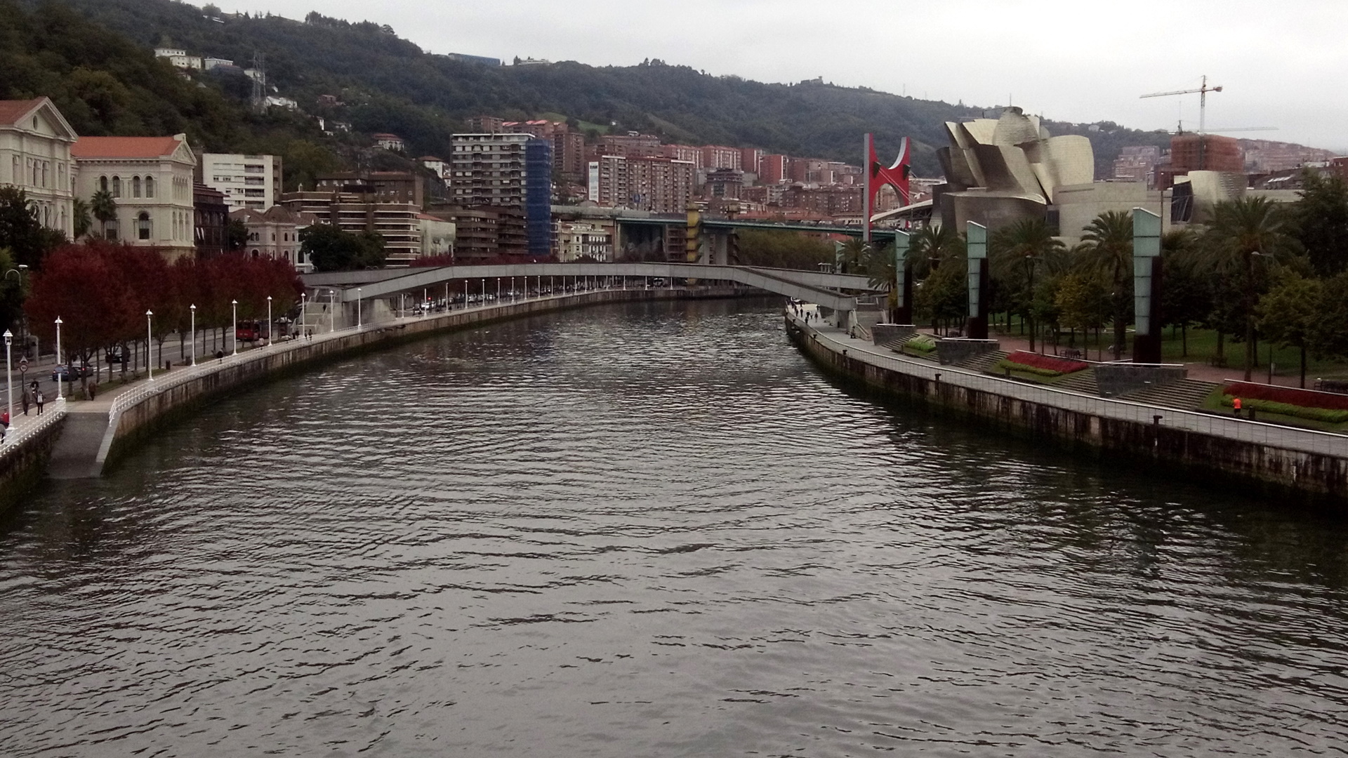 2017-09-22_004_Bilbao-Guggenheim-Museo_am-Vortag